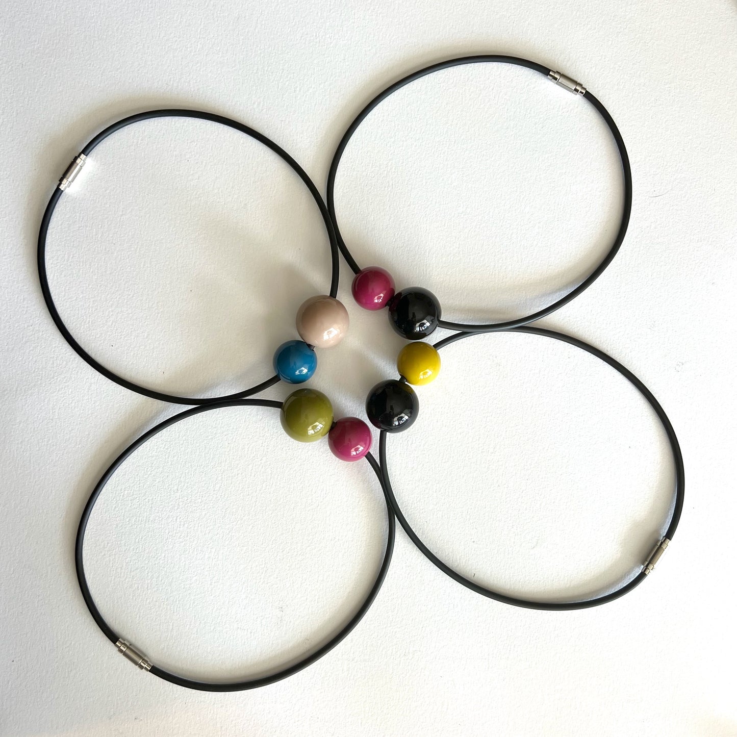 AUTHENTICITY: Artistic Double Sphere Resin & Rubber Choker