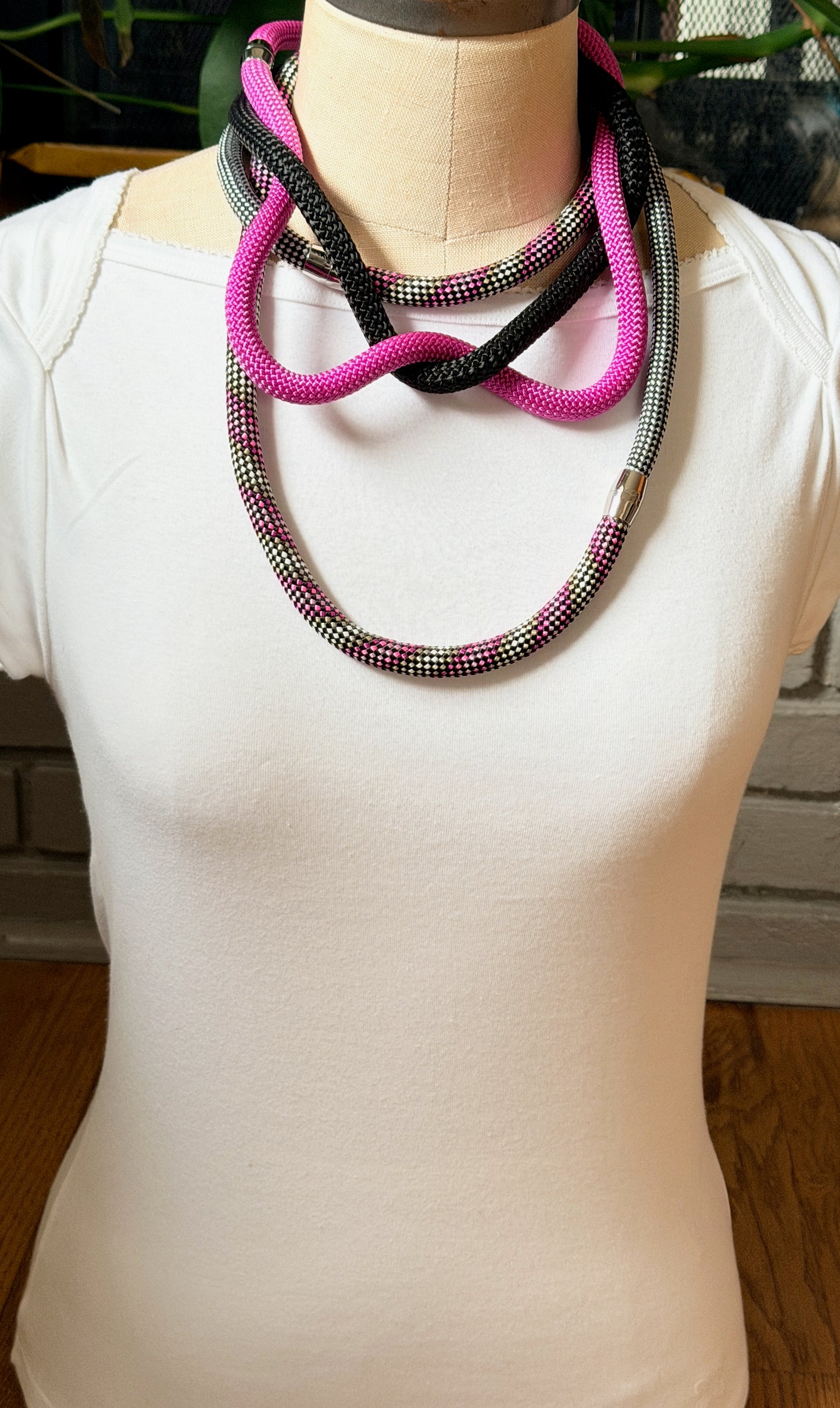 EVOLVE: A Bold Modern Modular Accessory in Multiple Color Options